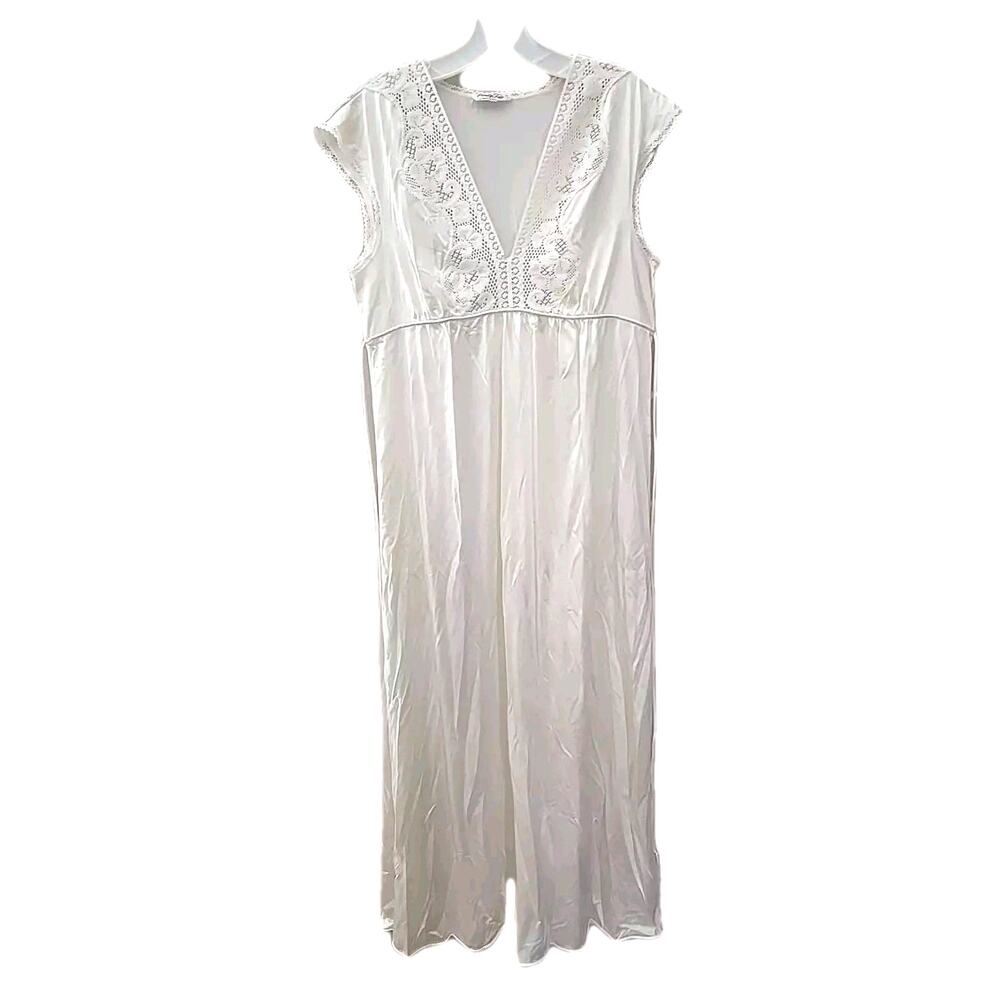 Vtg Vanity Fair Ivory Floral Coquette Old Money V-Neck Nightgown Womans Small